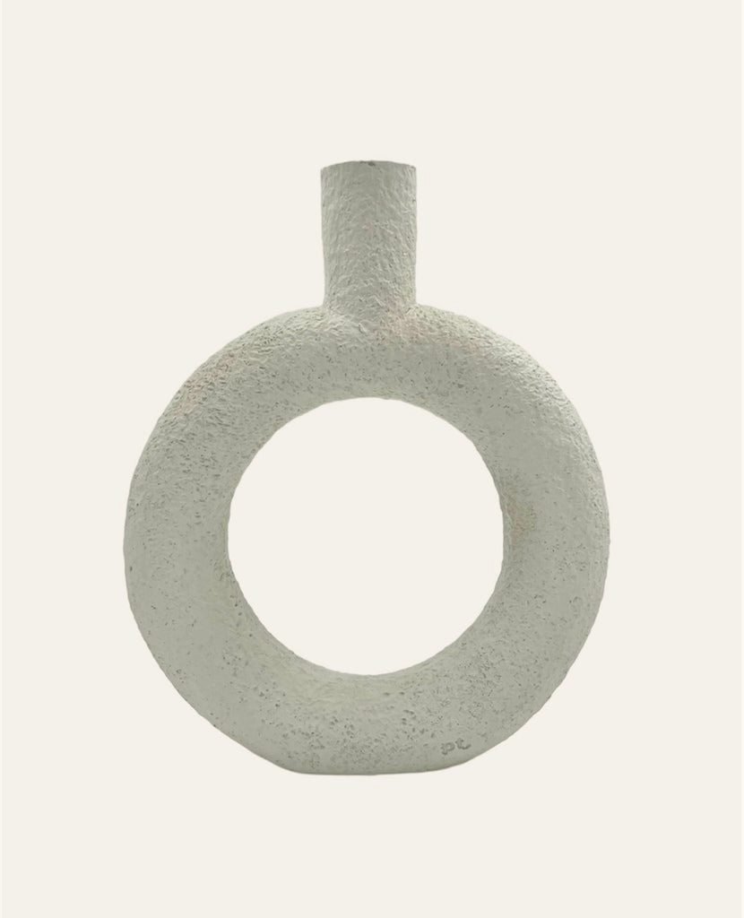 Vase Ring - white